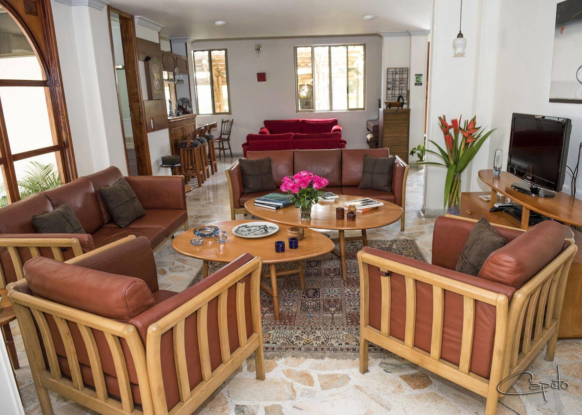 El Lugar Boutique Hotel Серритос Экстерьер фото