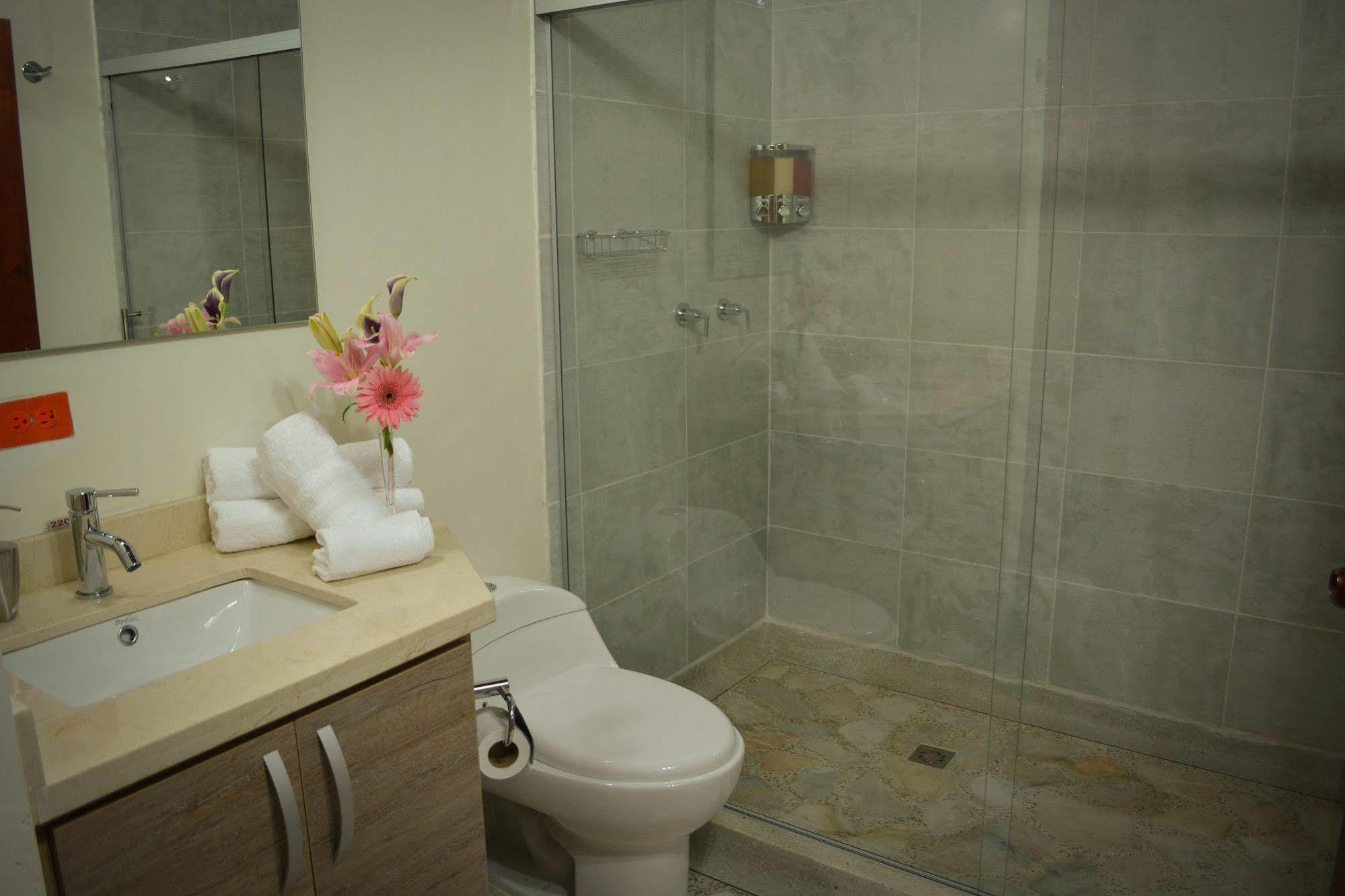 El Lugar Boutique Hotel Серритос Экстерьер фото